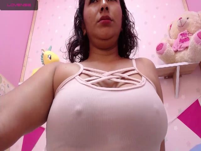 Live sex webcam photo for Sophie_wods #269723219