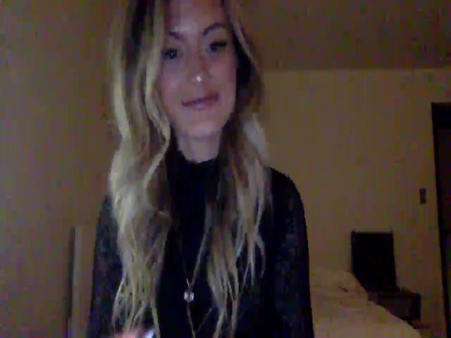 Live sex webcam photo for Fire_Sign1 #269712342