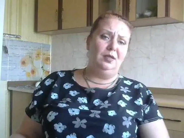 Live sex webcam photo for LilyTanya #269734897