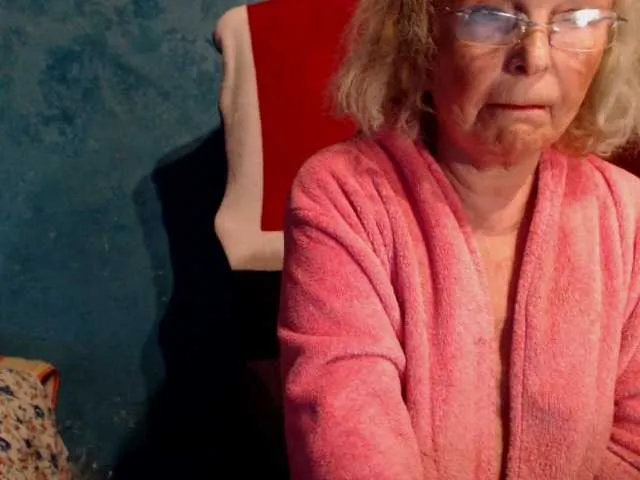 Live sex webcam photo for milo4ka77 #269740272