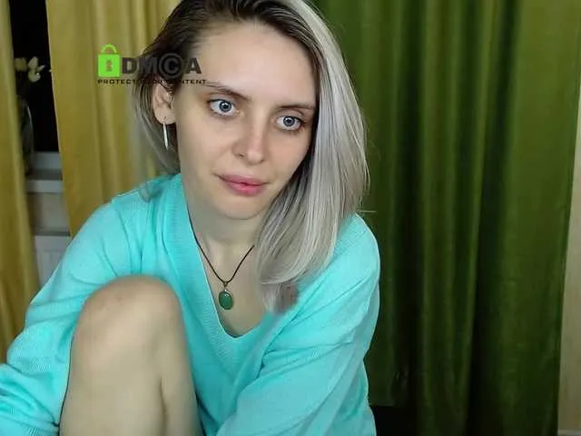Live sex webcam photo for gloriawoo #269725844