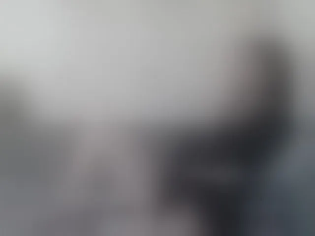 Live sex webcam photo for LunaRex #269740215
