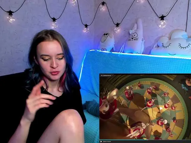 Live sex webcam photo for KiraLiLime #287990154