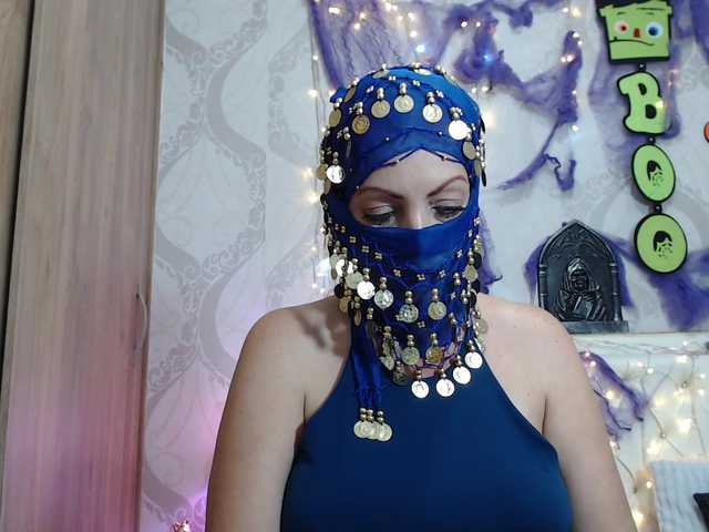 Live sex webcam photo for mijal-queen #269730583