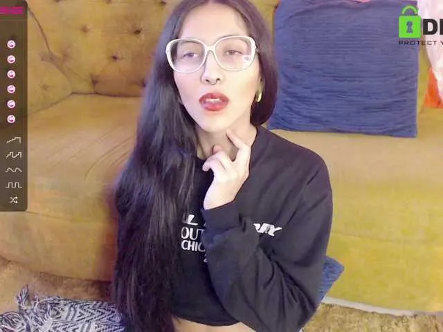 Live sex webcam photo for KeilaSummer #269741437
