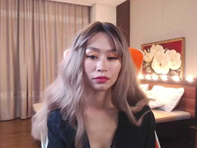 Live sex webcam photo for LiuSeon #269735042