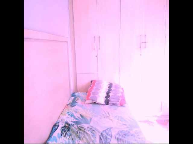 Live sex webcam photo for Indiandiva96 #269731906