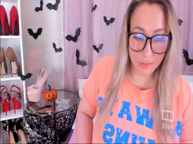 Live sex webcam photo for Wild_X_Cat #269731723