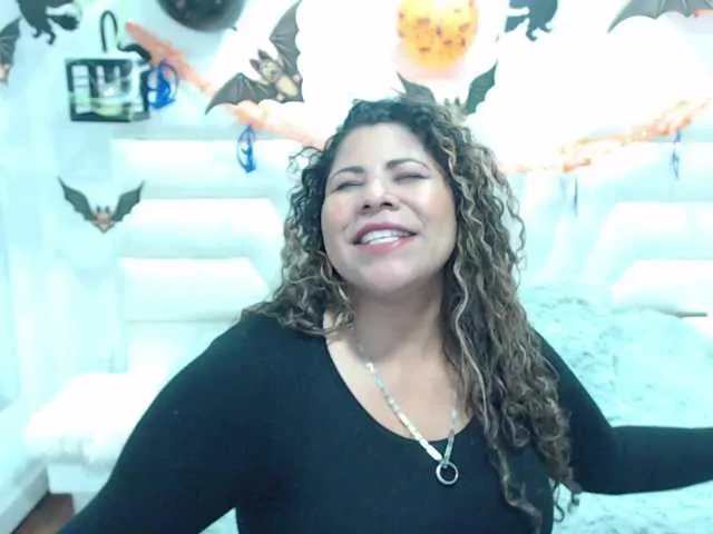 Live sex webcam photo for Brenda-star #269741131