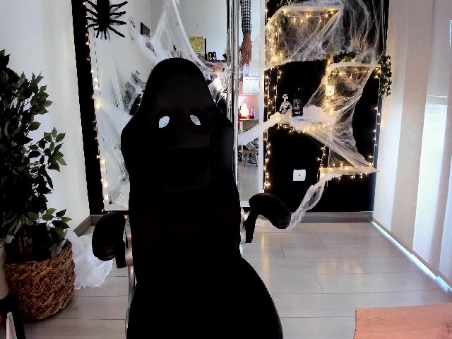 Live sex webcam photo for Ramonarios #269738275