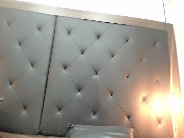 Live sex webcam photo for AnaSaenz #269760257