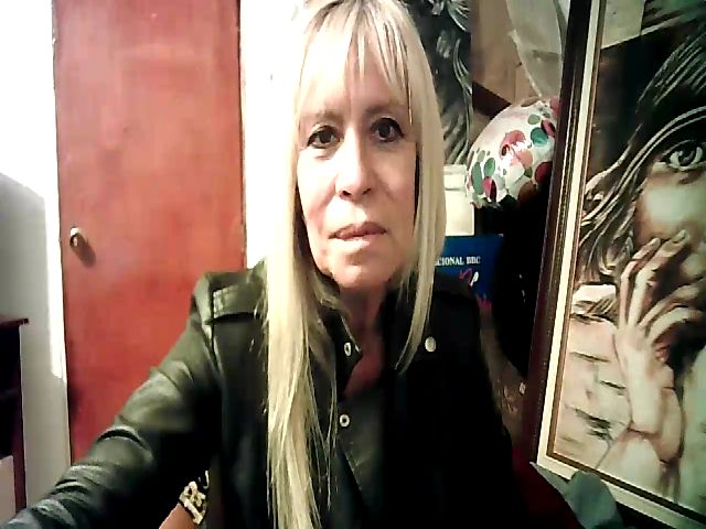 Live sex webcam photo for Latinablond7 #269817556