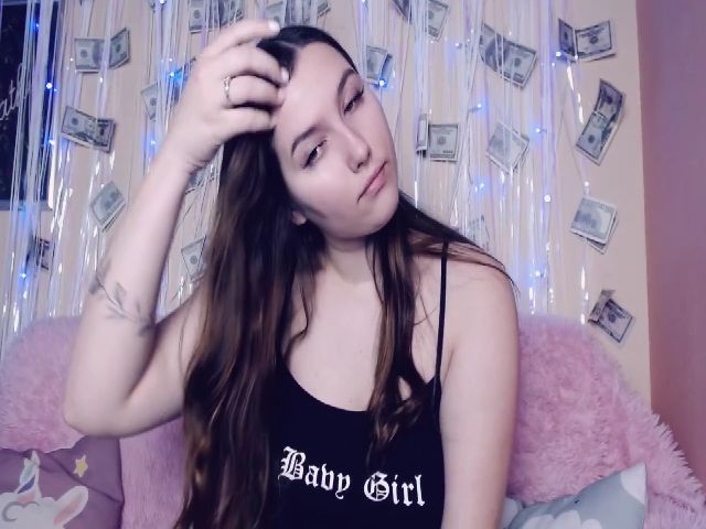 Live sex webcam photo for Innocent_Di #269727812