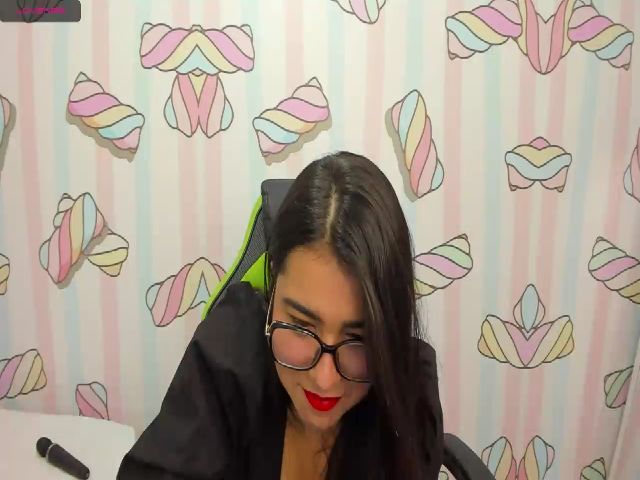 Live sex webcam photo for Violeth_96_ #269732573