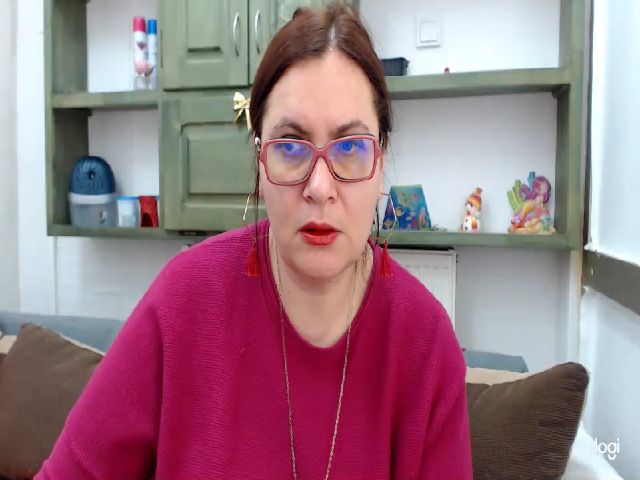 Live sex webcam photo for GinnaMature #269732959
