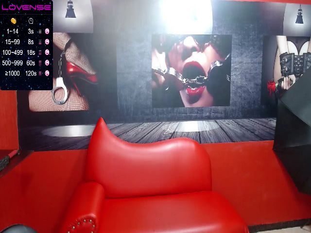 Live sex webcam photo for Kinky_Milf_4u #269734123