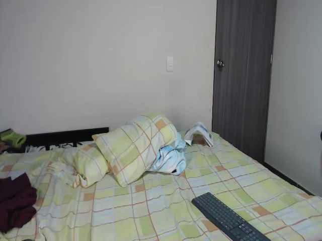 Live sex webcam photo for Latina2hot69 #269736705