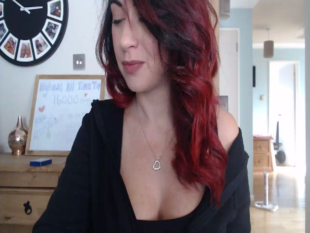 Live sex webcam photo for IslaMarie_x #269736820