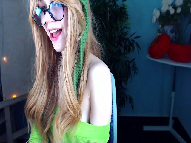 Live sex webcam photo for Shine_Eva #269732755