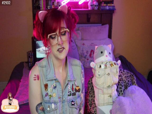 Live sex webcam photo for DrewBerries #269805944