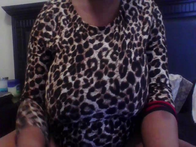 Live sex webcam photo for TheMajestibbb #269737623