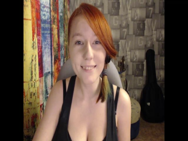 Live sex webcam photo for NikiFoks18 #269728458