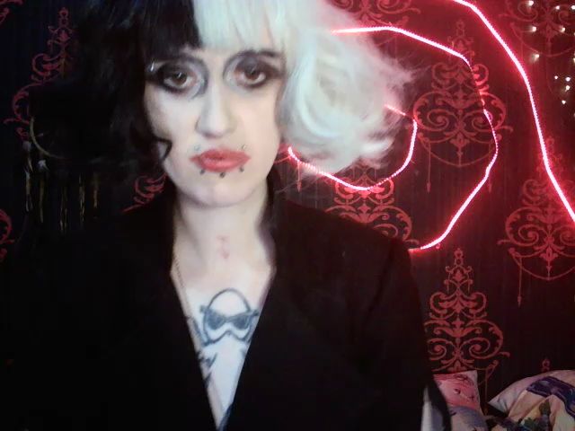 Live sex webcam photo for Lexa_Heda #269739009