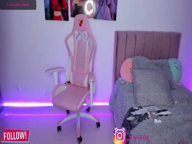 Live sex webcam photo for Vanytaylor #269729154