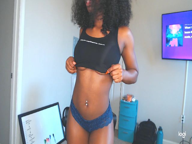 Live sex webcam photo for Seven #269795459