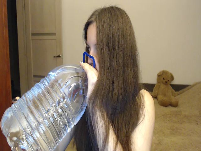 Live sex webcam photo for Miss_Enid #269727071