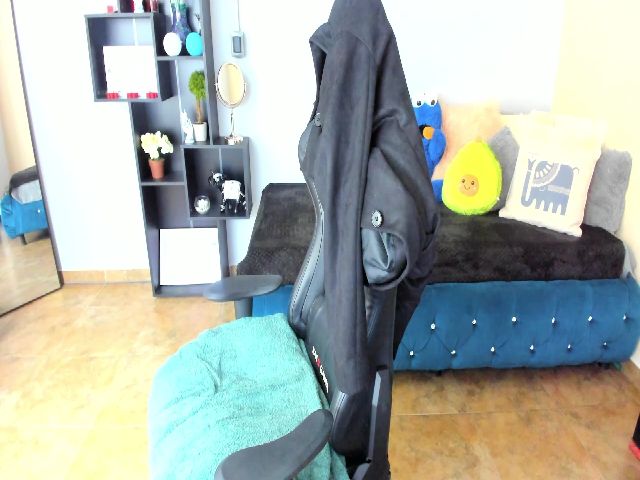 Live sex webcam photo for Ursula_fire #269809975