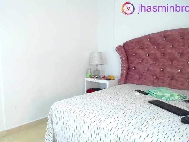 Live sex webcam photo for jhasminbrown #269730687