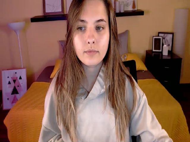 Live sex webcam photo for IvettaMoore #269784572