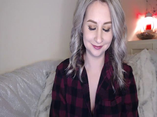 Live sex webcam photo for See_EmilyPlay #269803838