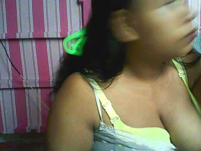 Live sex webcam photo for flirtybabe69 #269730854