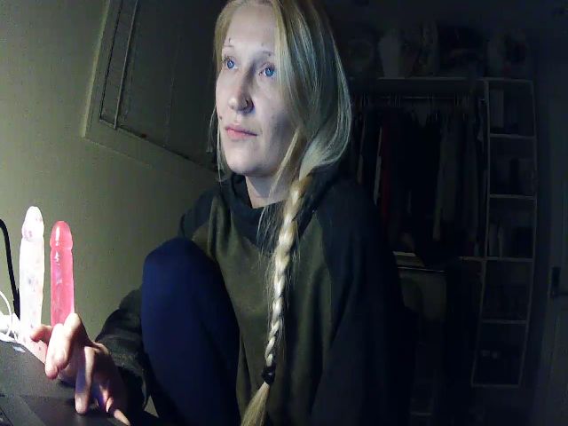 Live sex webcam photo for seattleofgirl #269732007