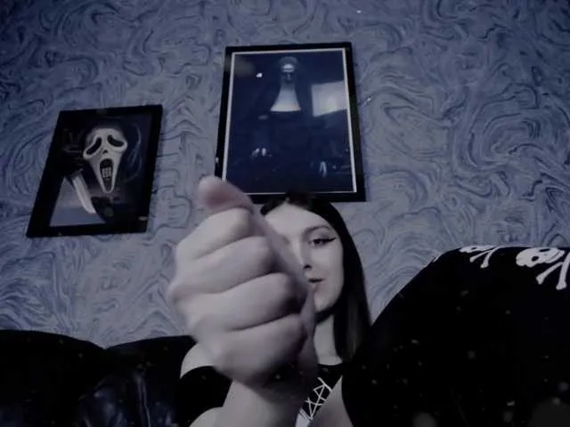 Live sex webcam photo for EllaDark #269735633