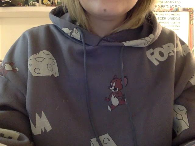 Live sex webcam photo for Alicenicolle #269726494