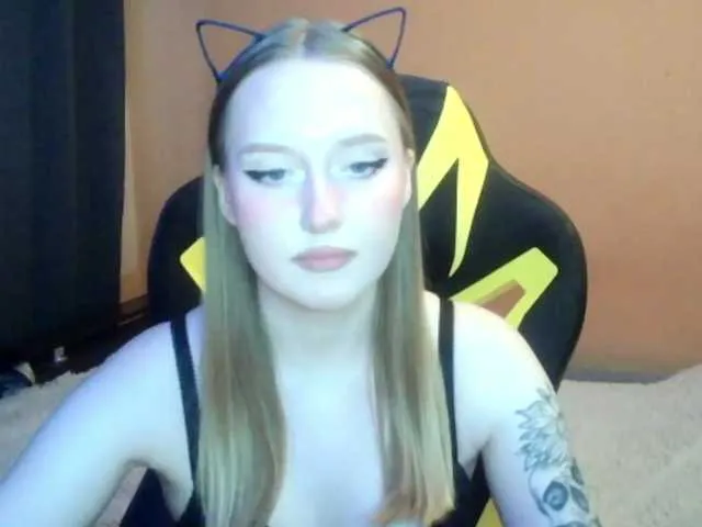 Live sex webcam photo for EMO4ukca #269740125