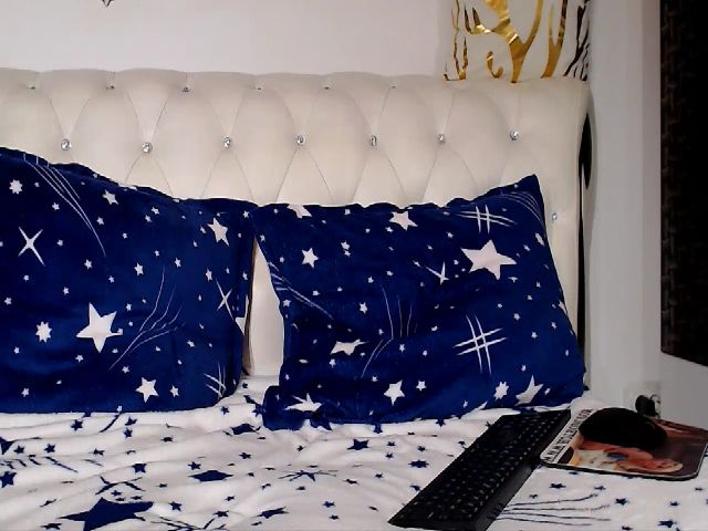 Live sex webcam photo for sexyvany #269728183