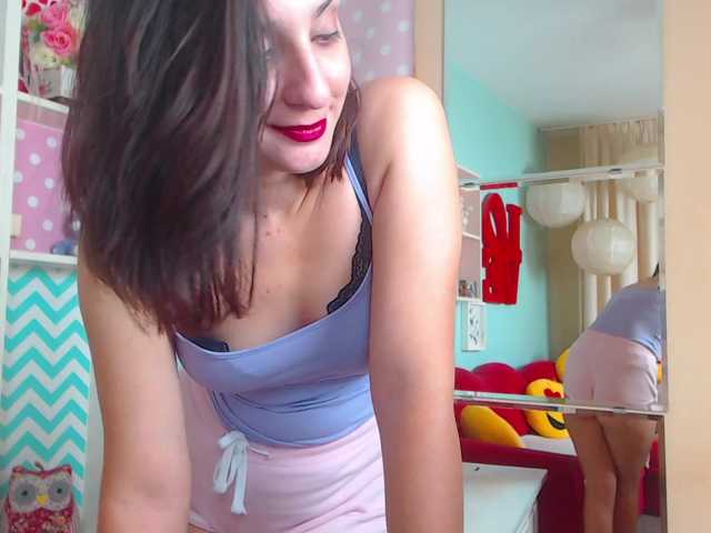 Live sex webcam photo for Eve-Lynne #269731200