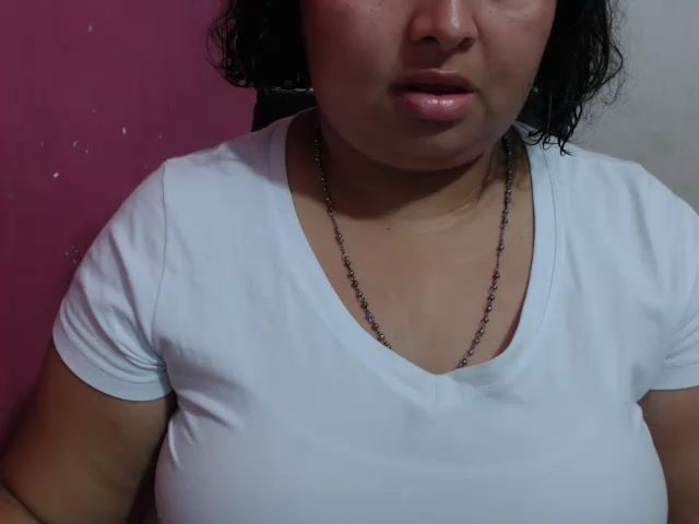 Live sex webcam photo for Sexycarolin22 #269804999