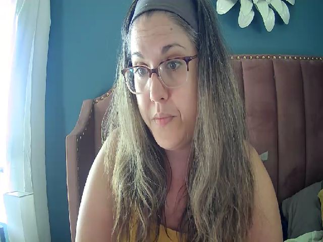Live sex webcam photo for Laural55 #269768909