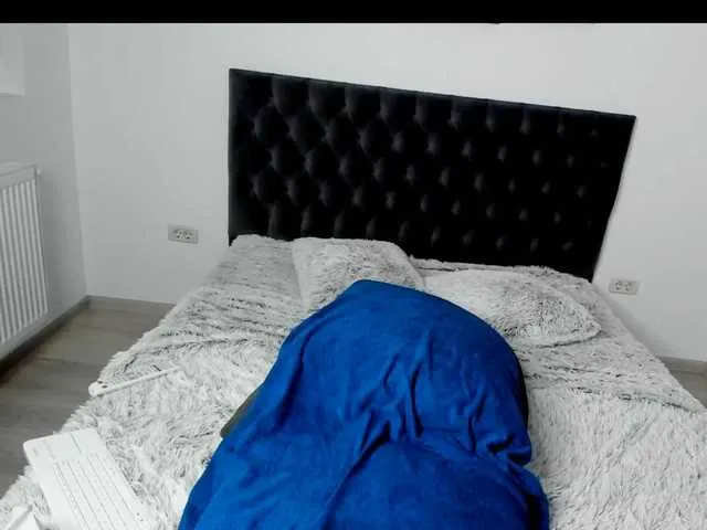 Live sex webcam photo for Maeve3 #269730714