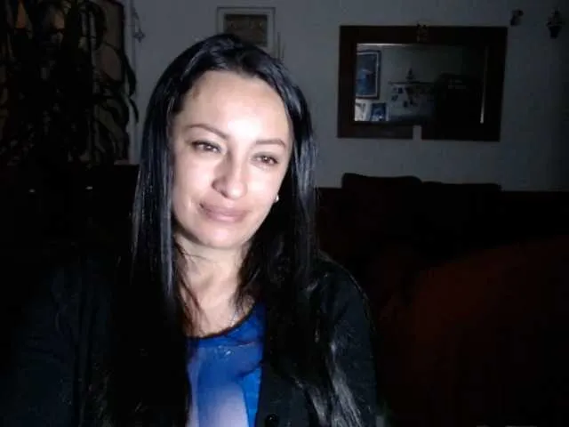 Live sex webcam photo for lunaws11 #269731001