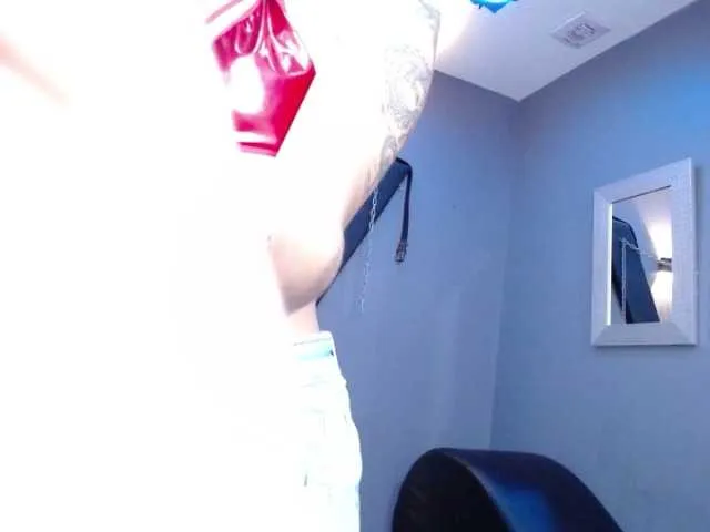 Live sex webcam photo for Asmodeolilith #269740227