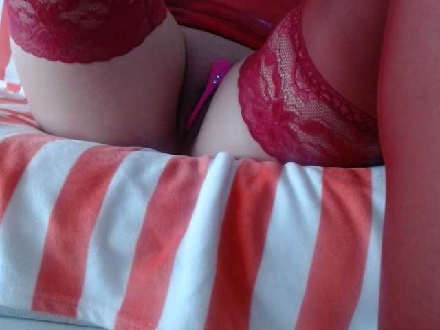 Live sex webcam photo for PrincessReyna #269962547