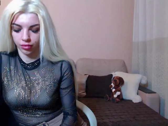 Live sex webcam photo for MelonySpring #270035097