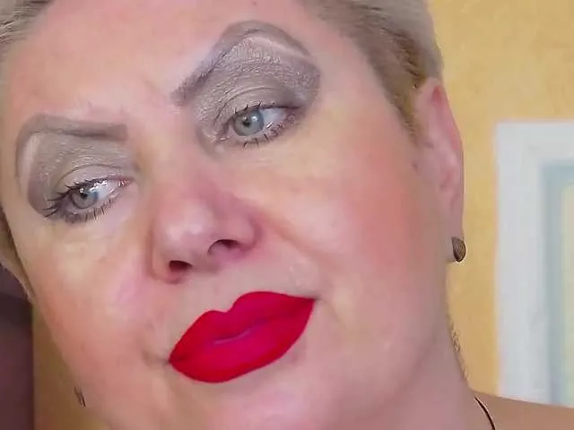 Live sex webcam photo for PoshLadyx #269904223