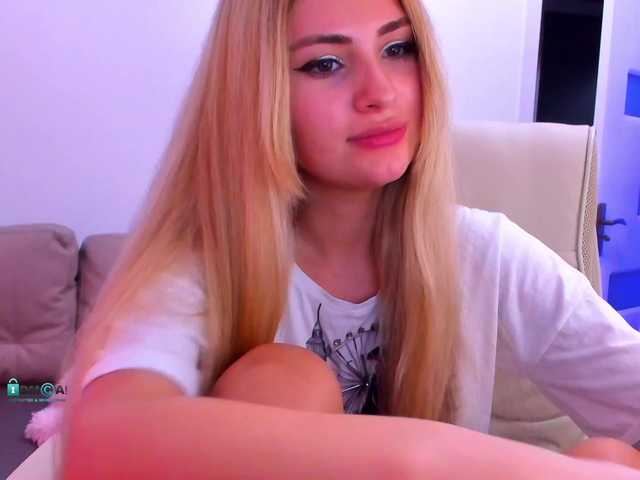 Live sex webcam photo for meow #270033276